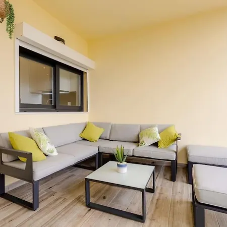 The Noble - Luxury Stylish With Sea View Apartment *