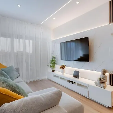 Apartment The Noble - Luxury Stylish With Sea View Portimao