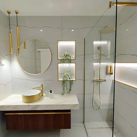 The Noble - Luxury Stylish With Sea View 公寓 波尔蒂芒